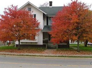 33 W Main St, New Palestine, IN 46163