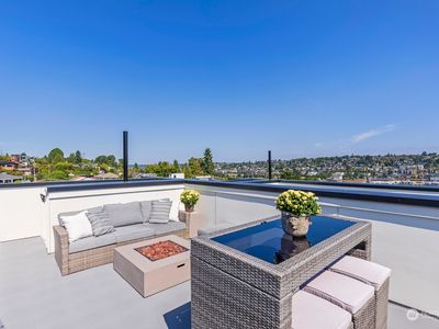 2411 W Boston Street #B, Seattle, WA, 98199