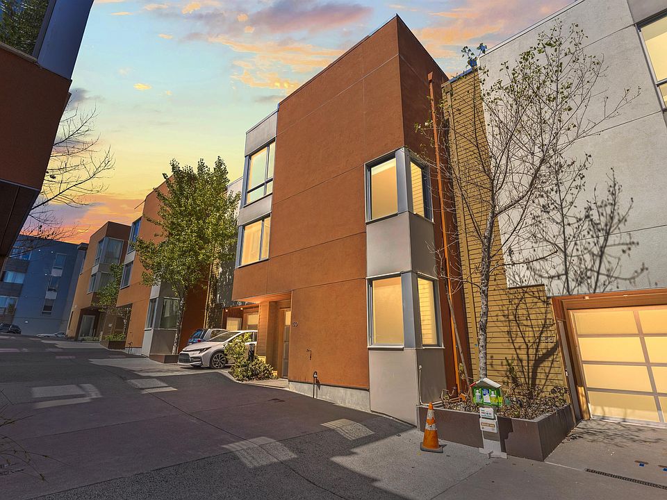 1st image of 150 Avocet Way #150
