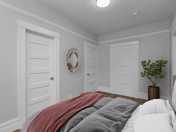 5th image of 2128 Van Ness Ave #106