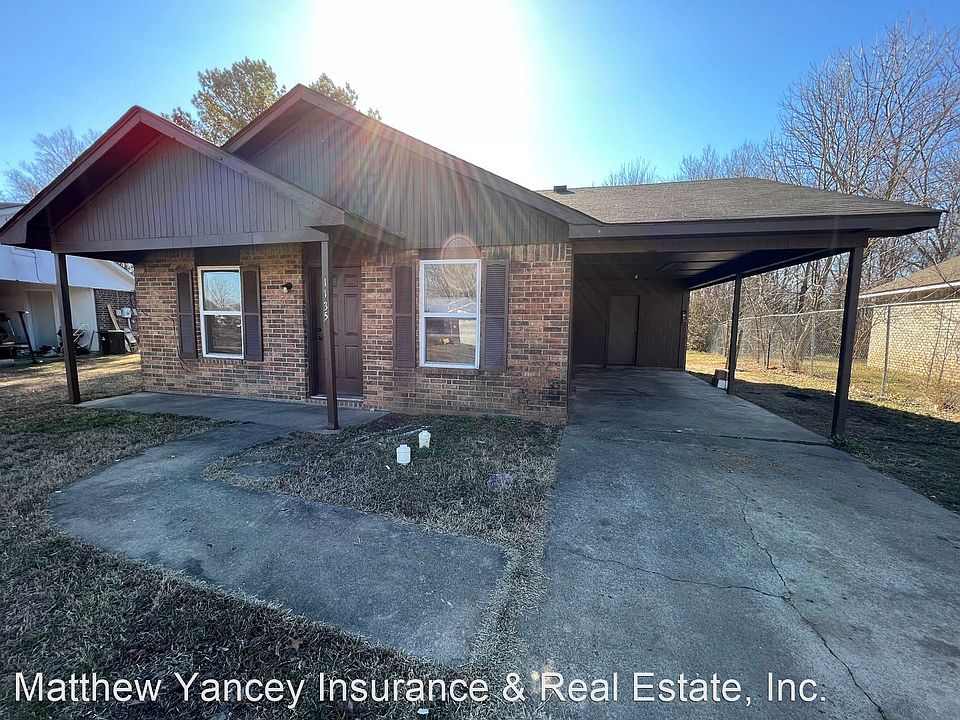 1st image of 1135 Flat Rock Cir