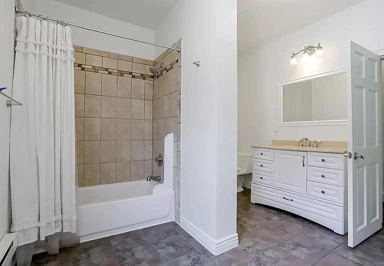 3016 Stout St #A — Photo 36