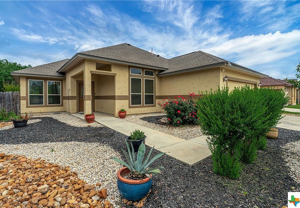 219 Greenway Dr, Seguin, TX 78155 Zillow