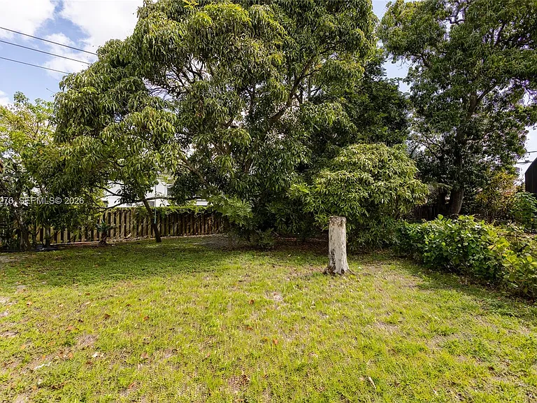 3551 SW 1st St — Photo 8