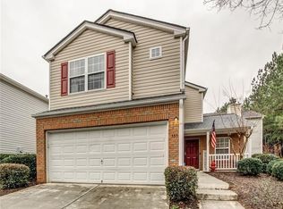 555 W Oaks Dr, Woodstock, GA 30188