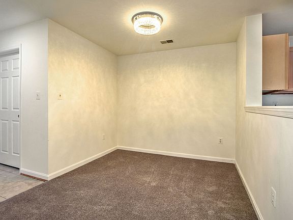 5th image of 13203 Astoria Hill Ct APT B