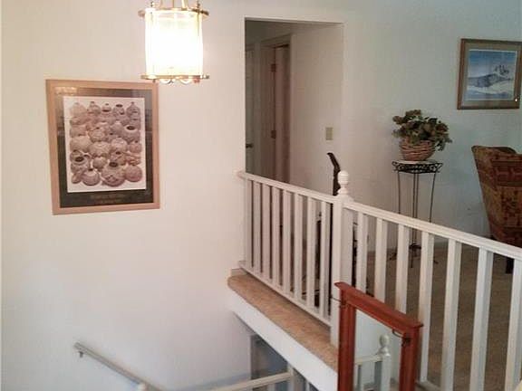 4th image of 5703 NW Creekview Dr