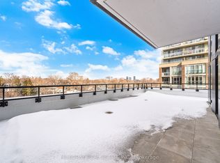 1660 Bloor St W #502, Toronto, ON M6P1A9