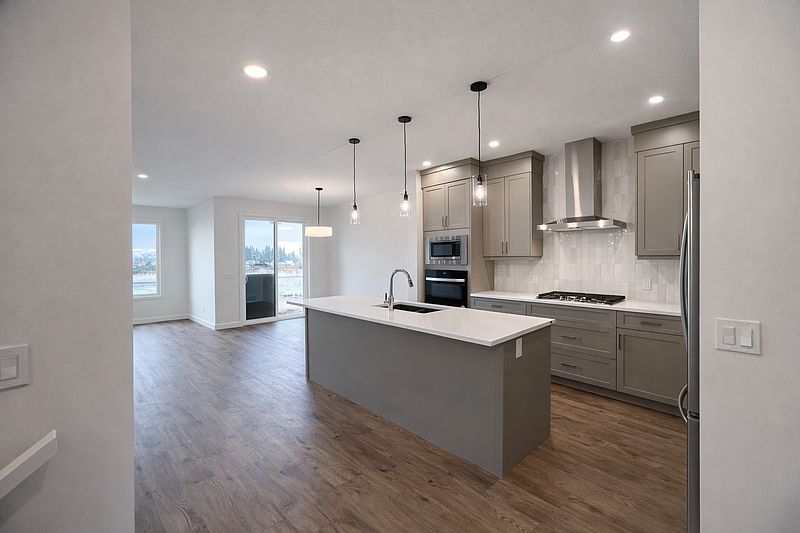 Edmonton House for rent - 3 Bedrooms — photo 4