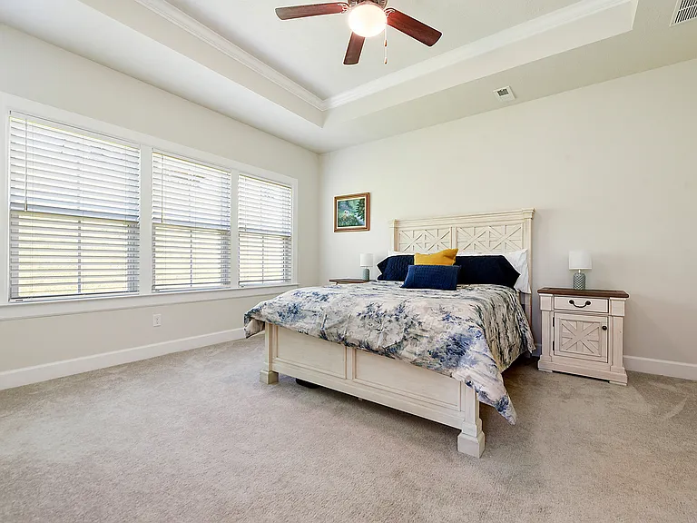 409 Spruce Ln — Photo 40