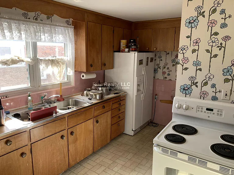 16 Caltha Rd #1 — Photo 5
