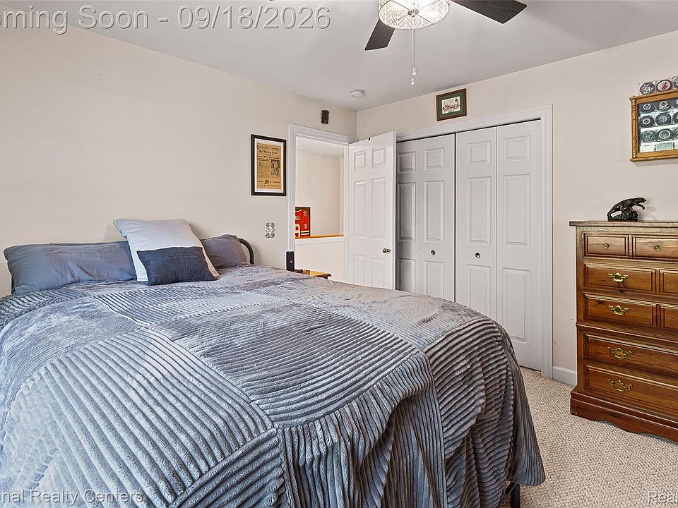2414 Harrison Ave, photo 19