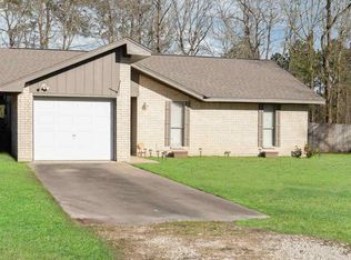 395 Richlightered St, Vidor, TX 77662