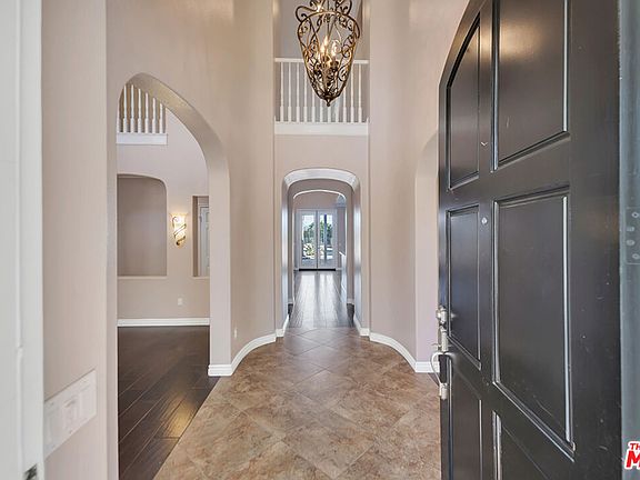 5th image of 25417 Magnolia Ln