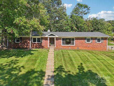 1 Forest Ln, Asheville, NC, 28805