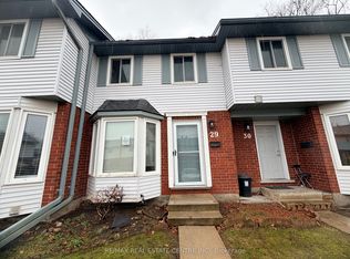 219 Kingswood Dr #29, Kitchener, ON N2E3J4