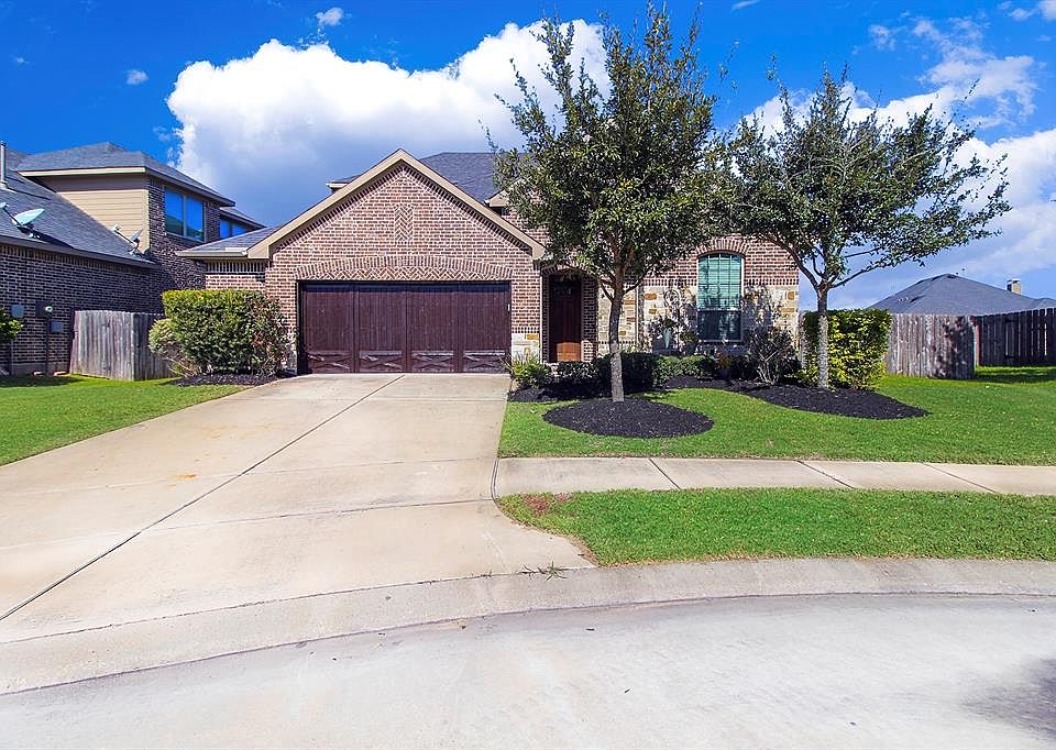 1st image of 29110 Bentford Manor Ct