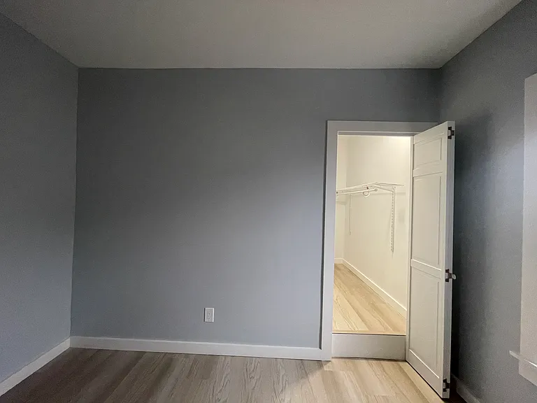 675 Cottage St #2 — Photo 12