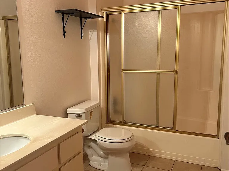 5249 Village Circle Dr — Photo 7