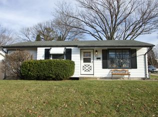 401 N Hine Ave, Waukesha, WI 53188