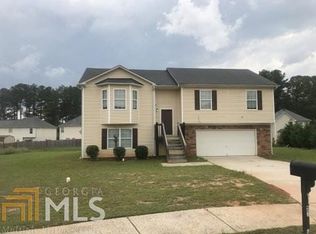 6851 Amethyst Ave, Rex, GA 30273