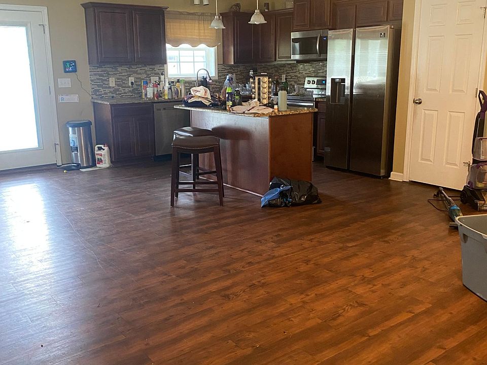 2nd image of 4061 Graham Rd