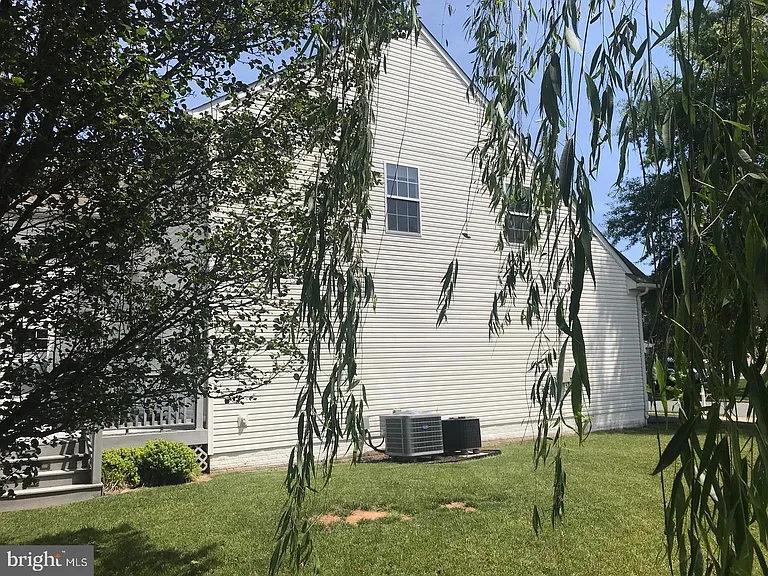 9 Saint Claires Ct — Photo 33