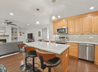 255 Strawberry Hill Ave #B10, Stamford, CT 06905