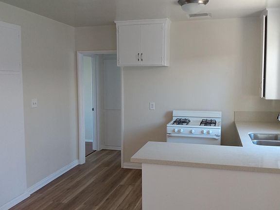 3rd image of 6333 Coldwater Canyon Ave #9