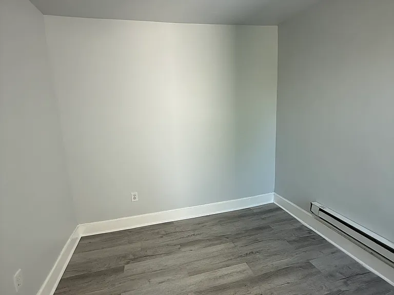4111 Cambridge St #2 — Photo 6