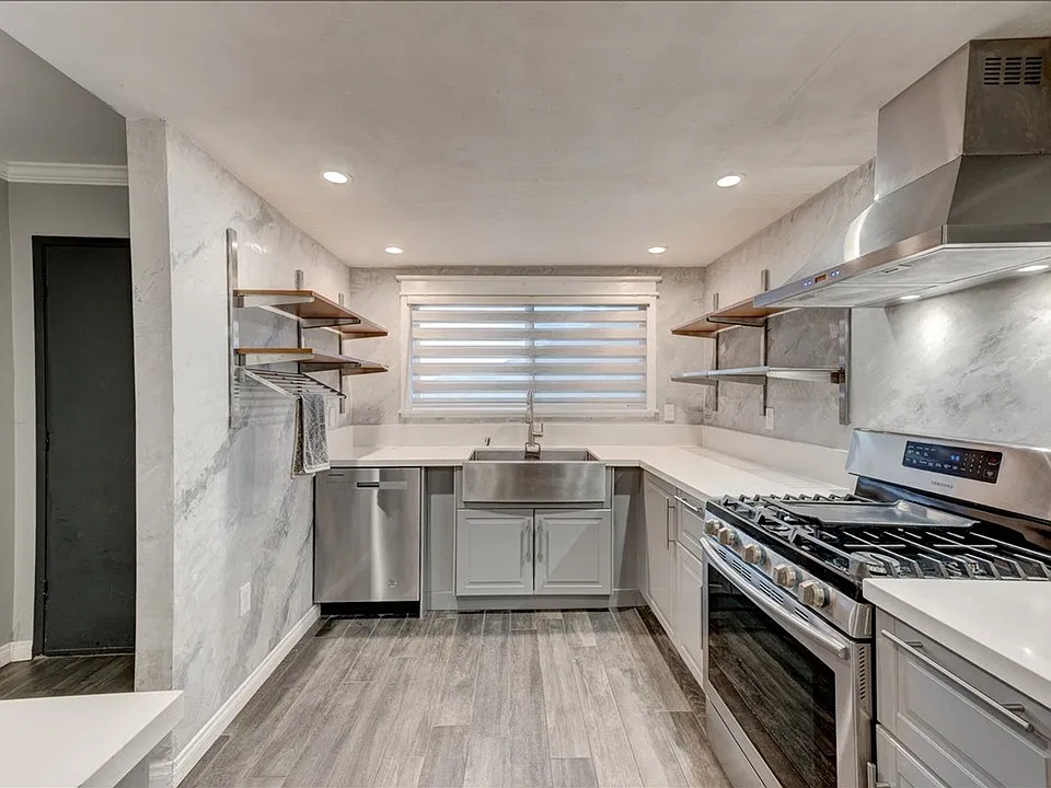 7765 Saranac Pl #36