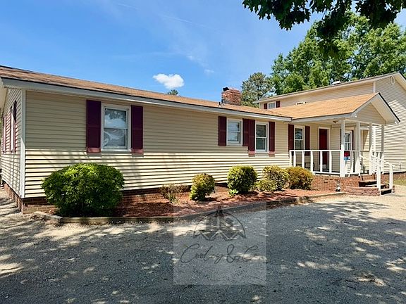 2nd image of 380 Community Rd