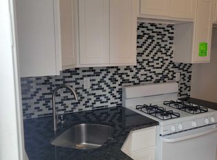 717 Bartlett Ave, Baltimore, MD 21218
