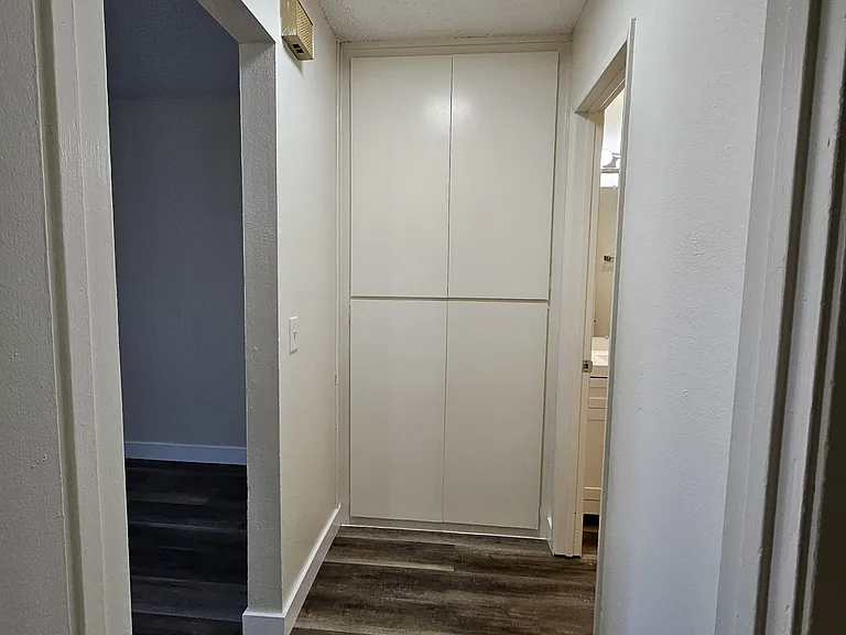 573 Emerald Ave #2 — Photo 13