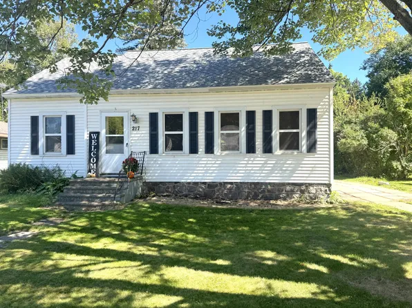 217 S Superior St, Antigo, WI 54409