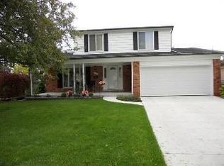 11832 Aleta Cir, Warren, MI 48093