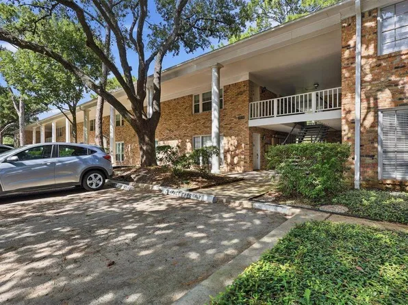 4040 San Felipe St APT 102, Houston, TX 77027