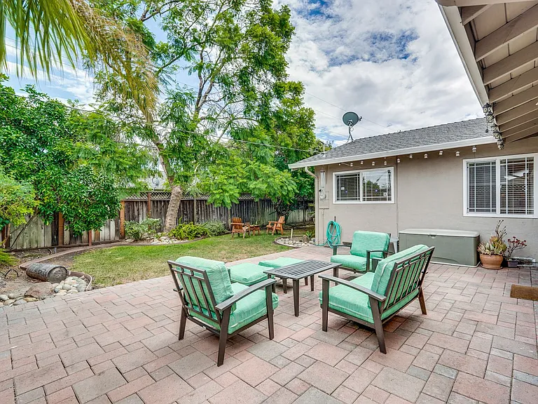 3228 Woodmont Dr — Photo 24
