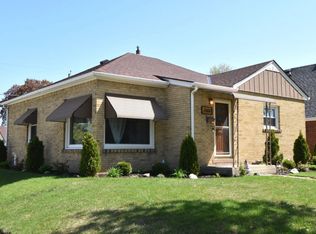 2000 E Norwich Ave, St Francis, WI
