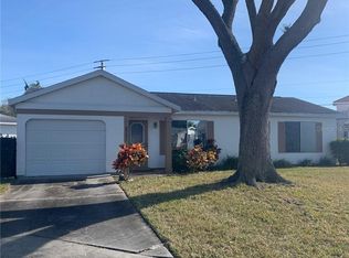 8251 Randwick Ct, North Port, FL 34287