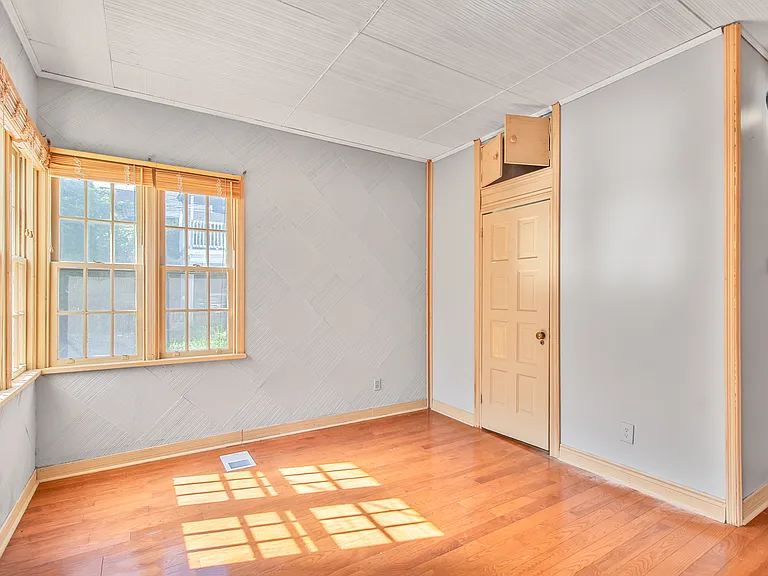 38 Marlborough Ave #1 — Photo 17