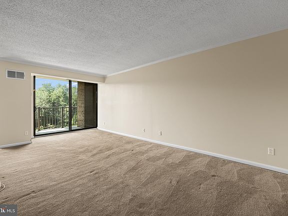 5th image of 2300 Pimmit Dr APT 504