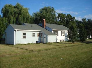 33-35 Kingswood Dr, Cheektowaga, NY 14225
