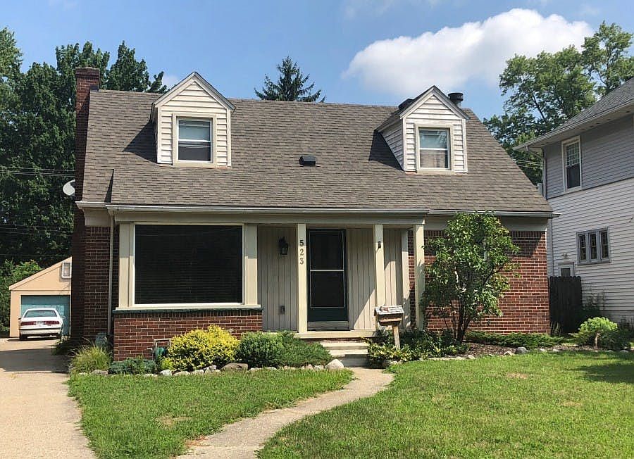 1st image of 523 E Lincoln Ave