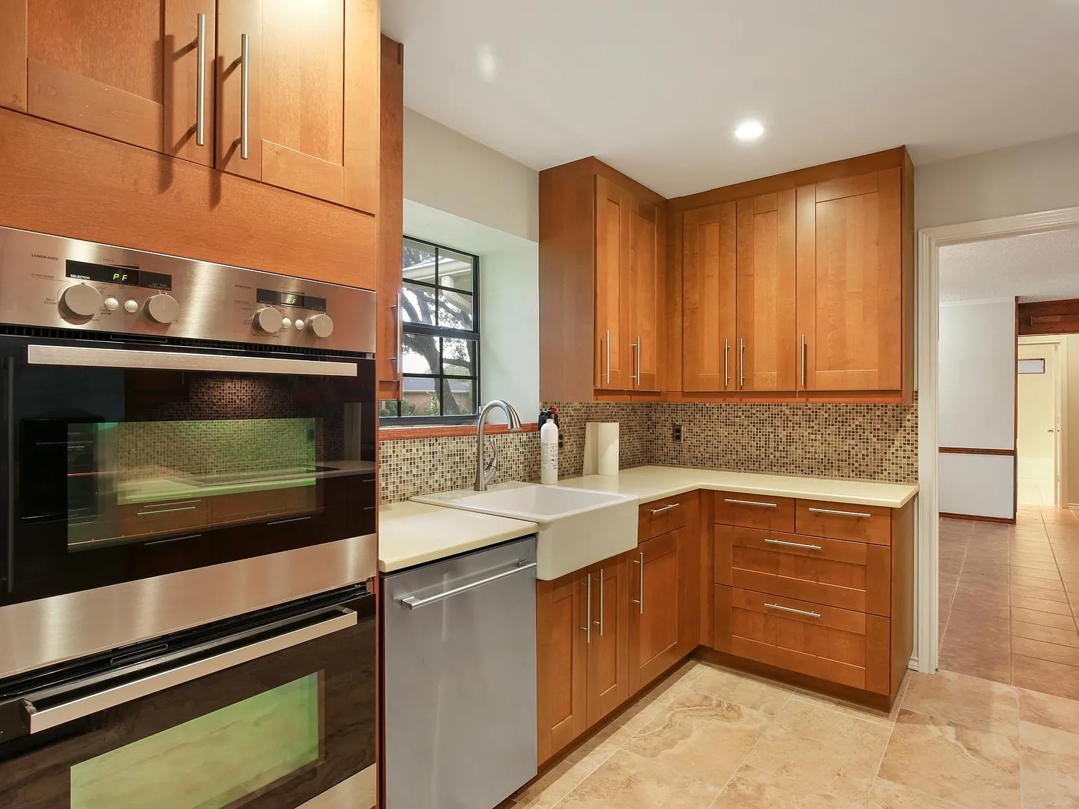 4 bed, 2508 sqft, $2,950 — Photo 3