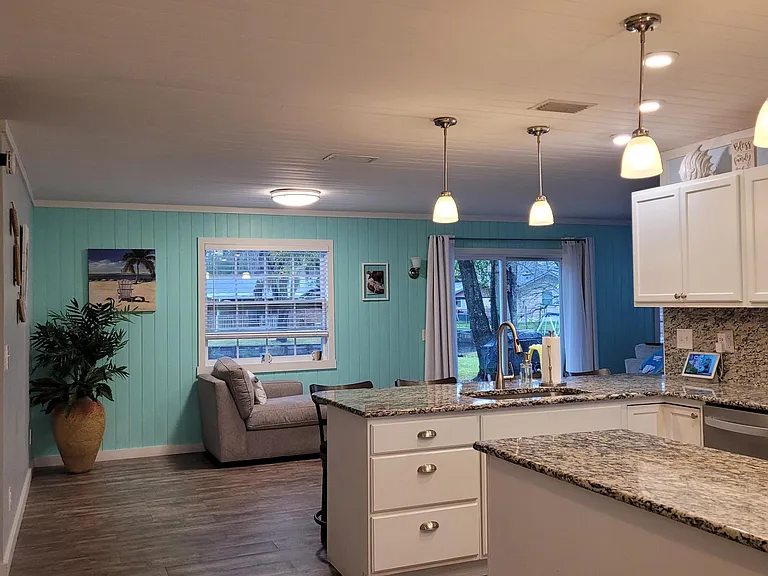 Front Door/entry way view