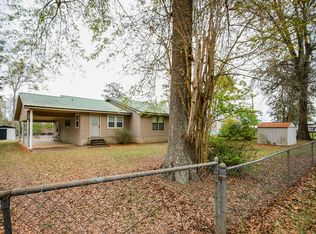 377 Allen Dale Dr, Anacoco, LA 71403