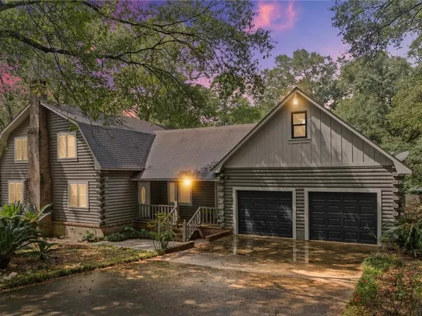 3560A Pelham Dr, Mobile, AL 36619