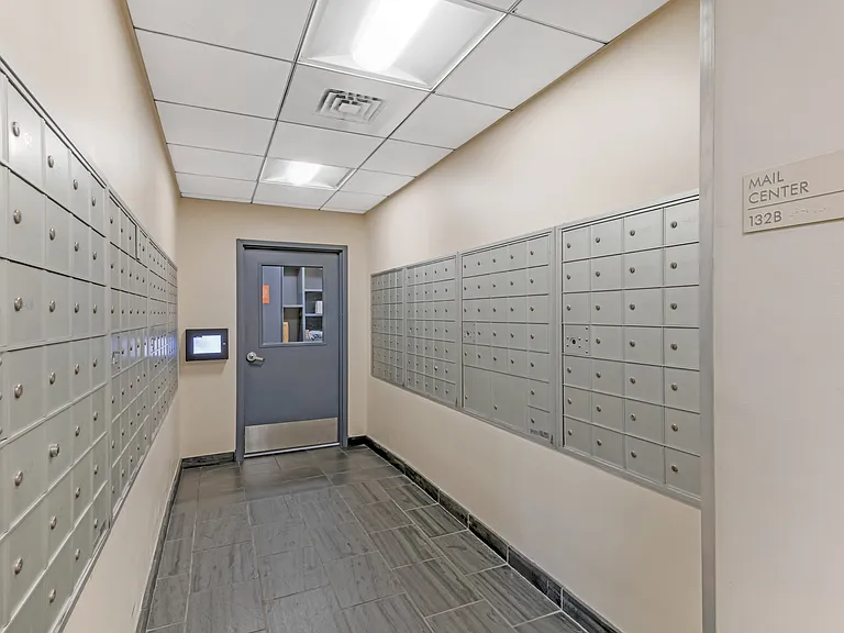 Mail Center