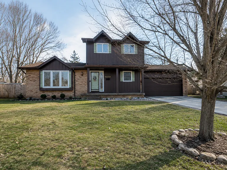 12065 Riverbend Dr — Photo 1